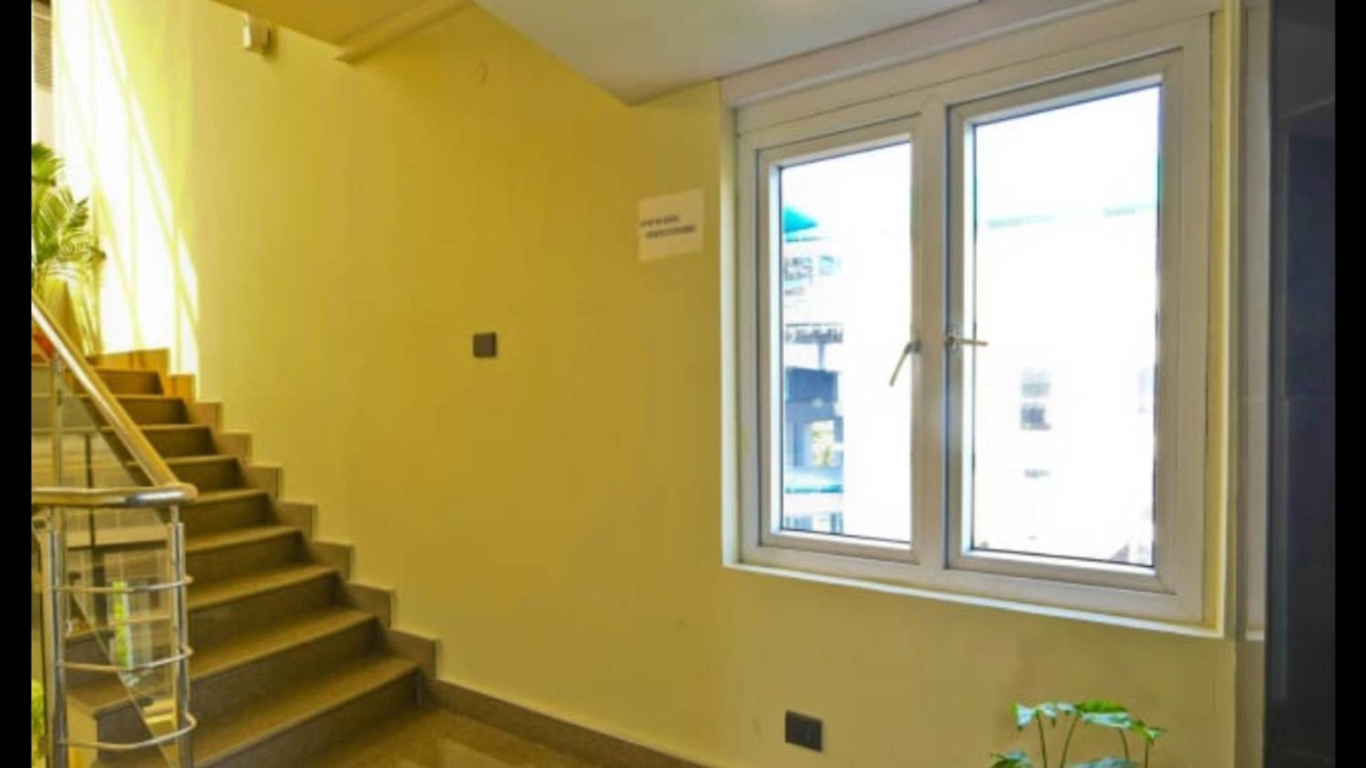 Kenz Residency Hotel Kochi Exterior photo