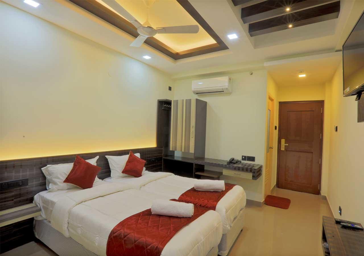 Kenz Residency Hotel Kochi Exterior photo